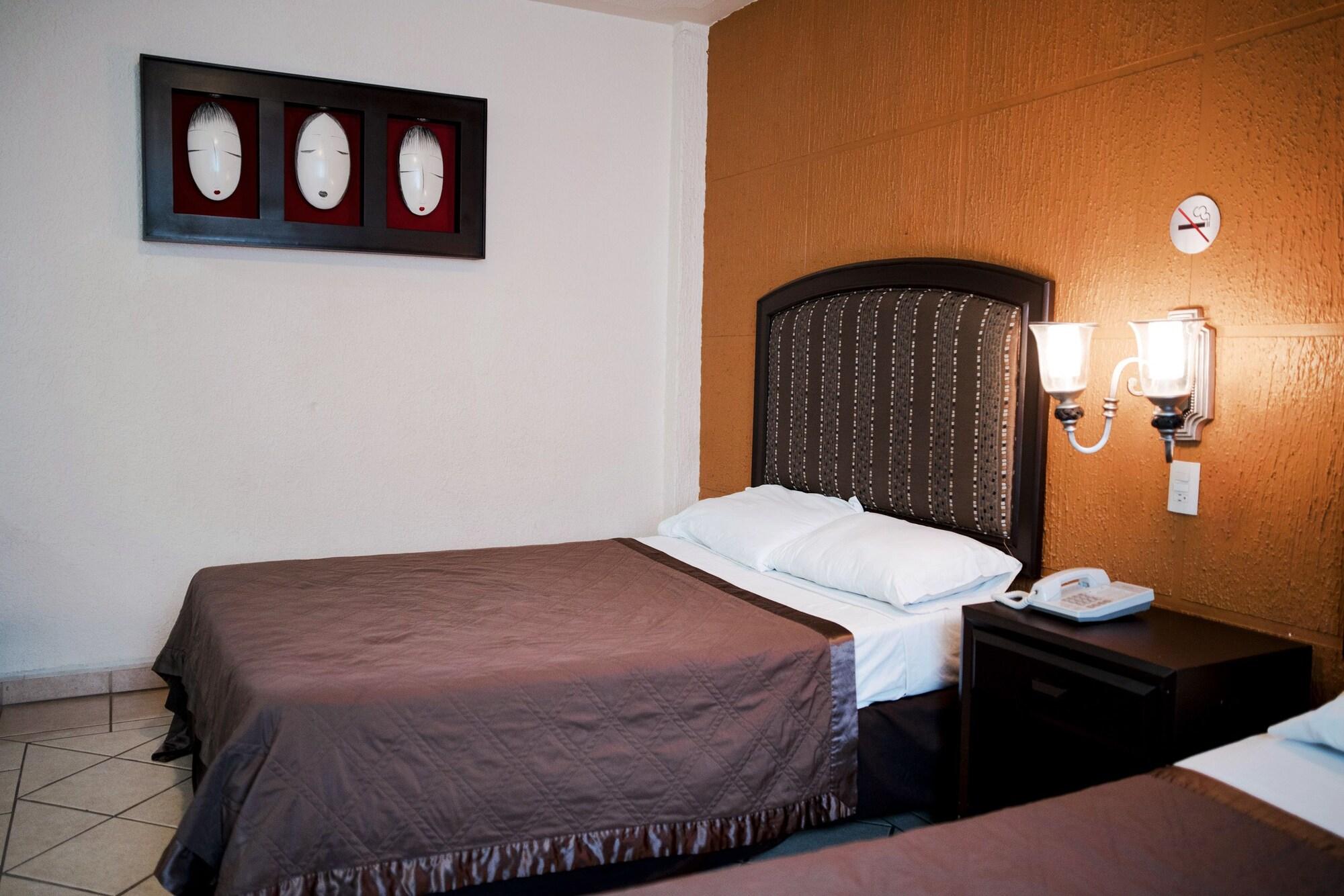 Hotel Eh Ejecutivo Urban Tepic Exterior foto
